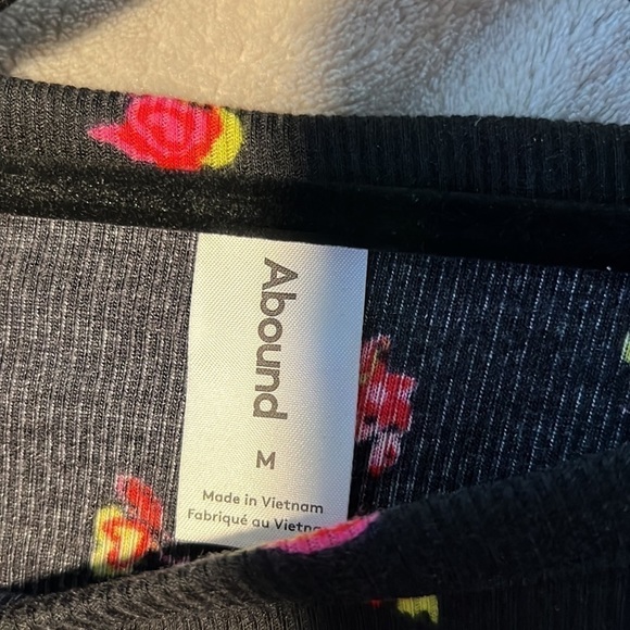 Abound Nordstrom black floral ribbed dress medium ruched sides - Picture 6 of 8